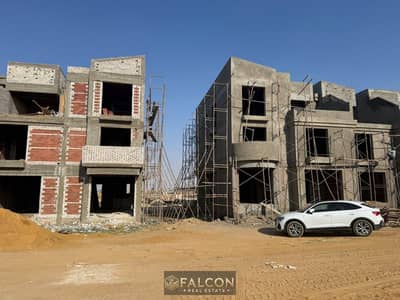 Townhouse for sale at the price of an apartment (lowest price on the market) in Mostakbal City—near HAP TOWN and close to Madinaty. Down payment of 98