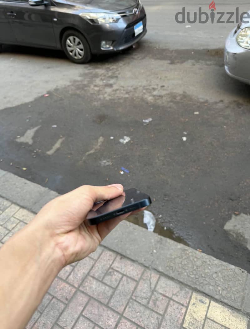 Apple - iPhone 13 2