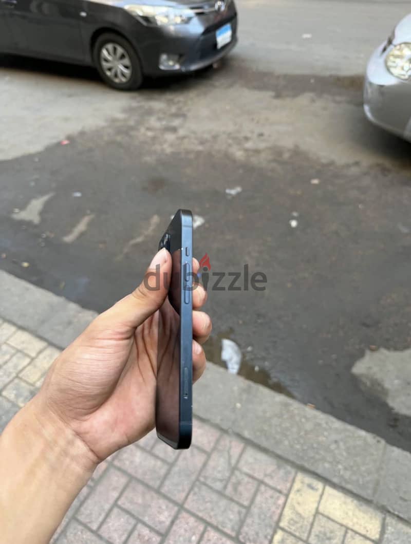 Apple - iPhone 13 5