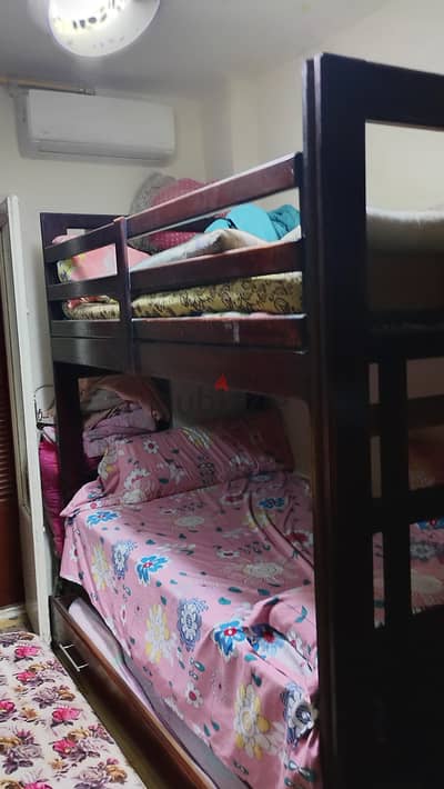 سرير خشبى بدورين
