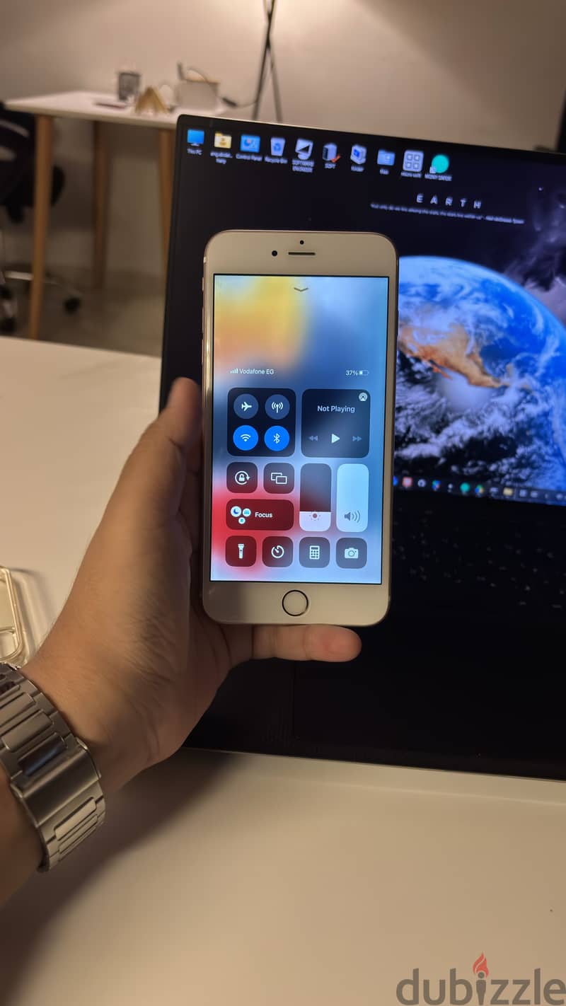 Apple - iPhone 6S Plus 3