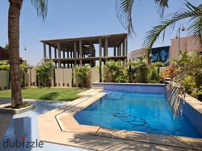 Luxury villa for sale in Katameya Residence | 500m buildings on 385m land | Pool & Jacuzzi | Private elevator