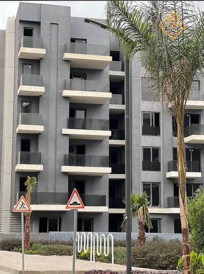 Apartment for sale in Hadayek October at an attractive price.