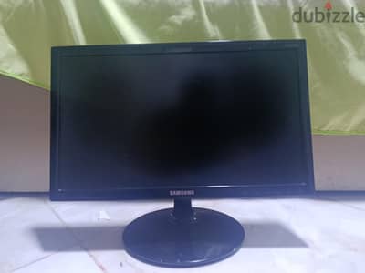 شاشة  Samsung S19C150  بوصة ١٩  للبيع  شاشة
