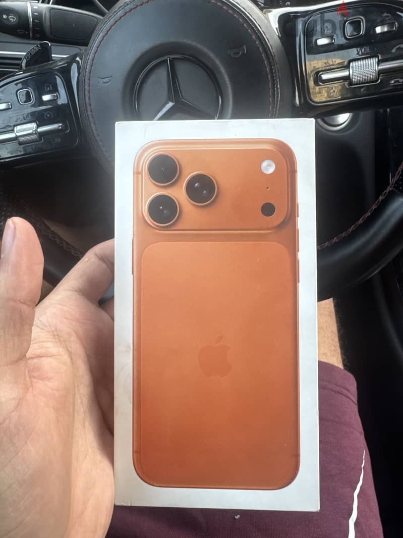 Apple - iPhone 17 Pro Max 2