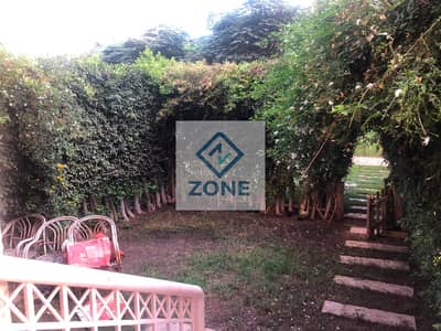 For rent (standard contract): 2 bedrooms and a bathroom, 96 sqm, in B1.