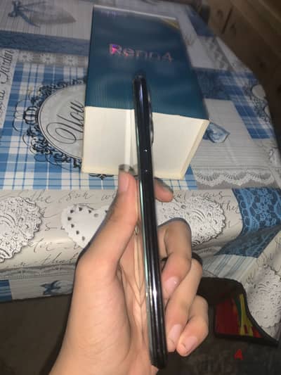 OPPO Reno4
