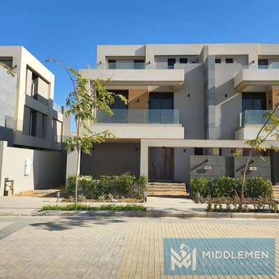 Prime Location Twin 280m Front & Back View Ready To Move In Lavista City New Capital