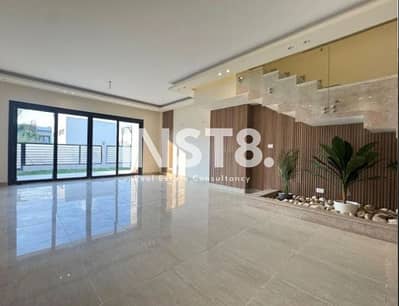 Elegant Town House with High Finishing in Hyde Park