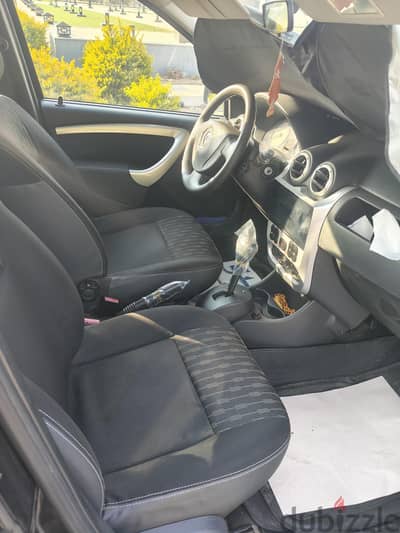 Renault Logan 2013