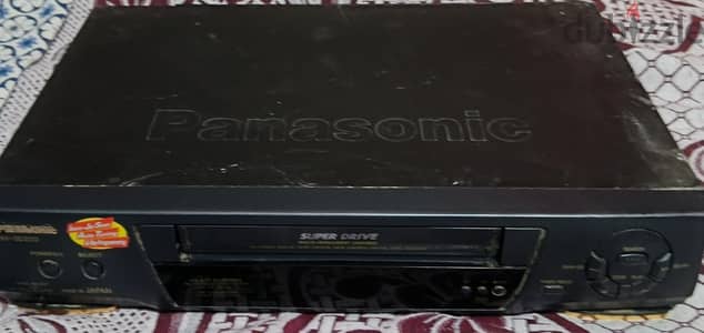 مشغل أشرطة فيديو (VHS) ماركة باناسونيك Panasonic للبيع. مشغل أشرطة فيديو (VHS) ماركة باناسونيك Panasonic للبيع.