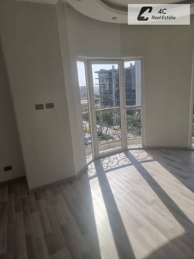 Lowest-Priced Ready-to-Move-In Fully finished Apartment for Sale in Hyde Park, New Cairo