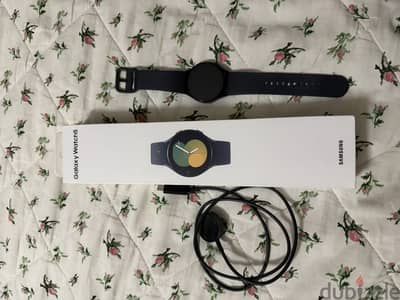 Galaxy watch 5 استخدام شهور حالة مثل الجديدة