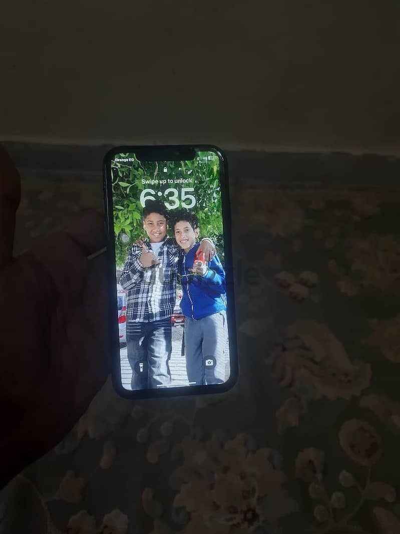 iPhone XR 5