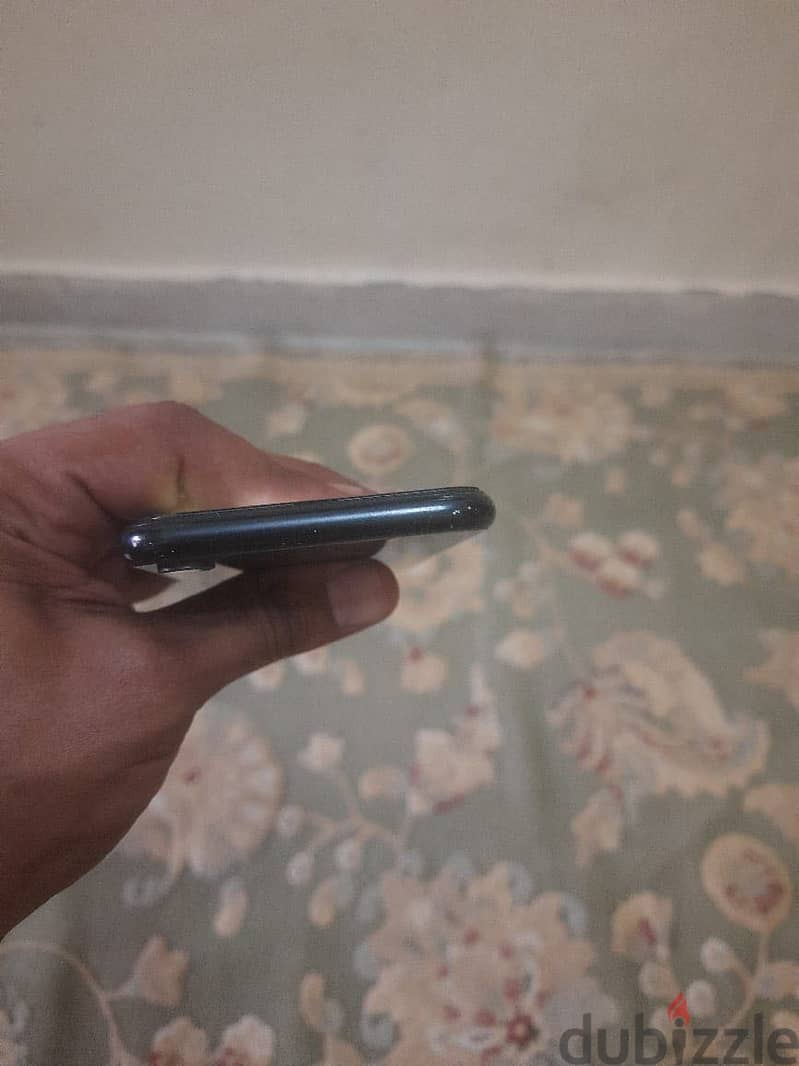 iPhone XR 6