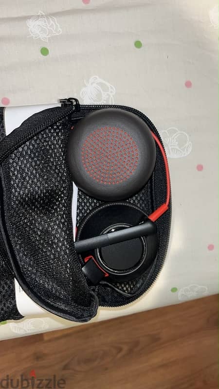 Poly Blackwire 5220 (USB-C/A) Headphones 1