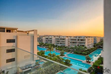 Luxury 4BR Penthouse + Maid’s Room for Rent in lake view compound | First Settlement | 450 sqm | Billiard Table | Pool View