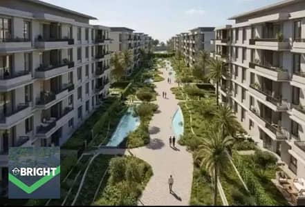 شقة مميزة للبيع في كمبوند مايان بمدينة الشروق، بموقع مميز على طريق السويس عند مدخل الشروق، بمساحة 176 متر، متشطبة بالكامل واستلام خلال 9 شهور.