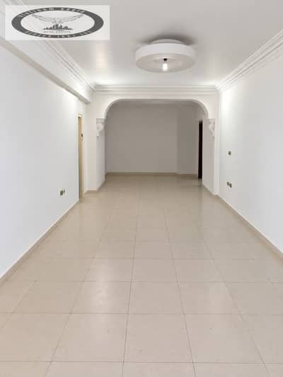 Apartment for rent (residential or administrative use) – Fifth Settlement, Al-Banafseg Buildings area, near Mohamed Naguib Axis. Super-lux finish.