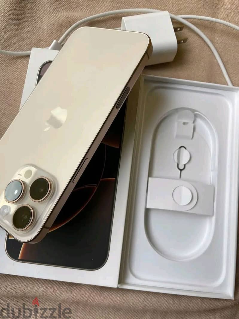 iPhone 16 pro max 2