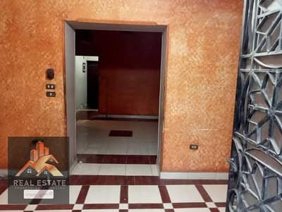 For rent a ground private entrance Heliopolis