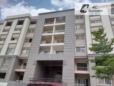 Lowest price apartment with pool and landscape view for sale in Hyde Park Compound, New Cairo, Fifth Settlement