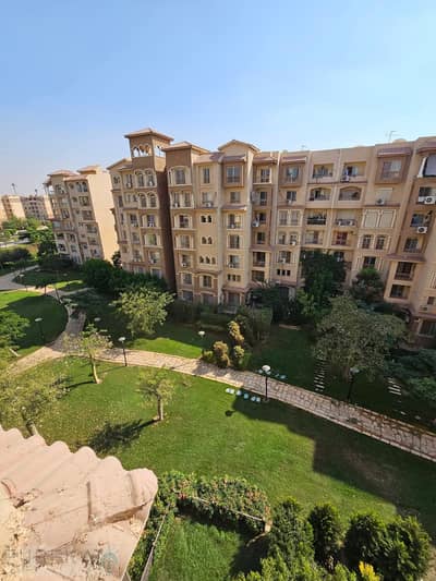 2bdroom Appartment garden view special finishing prime location