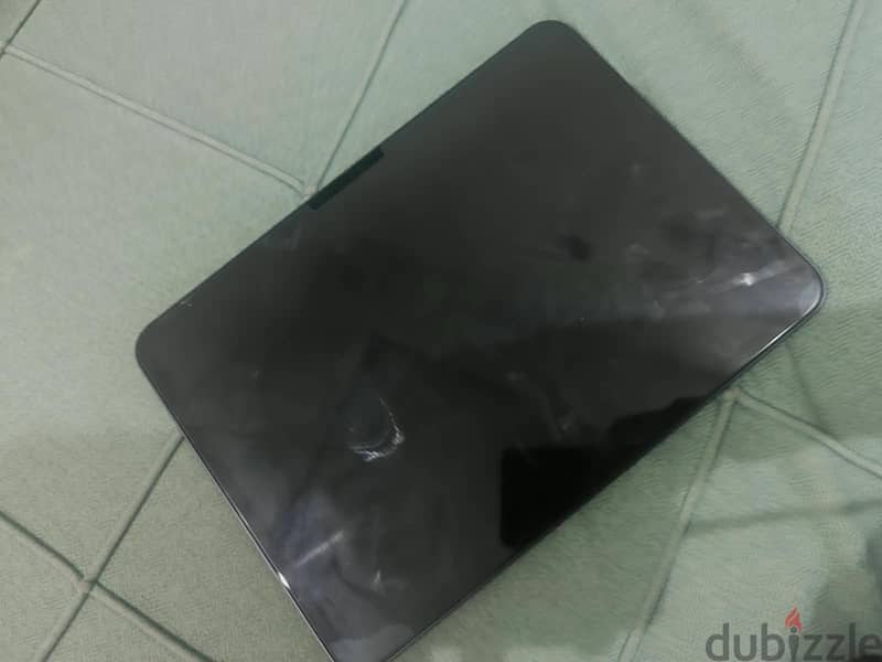 iPad m4 1