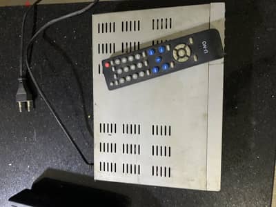 ٢ ريسيفر osn  و uno بحاله جيده