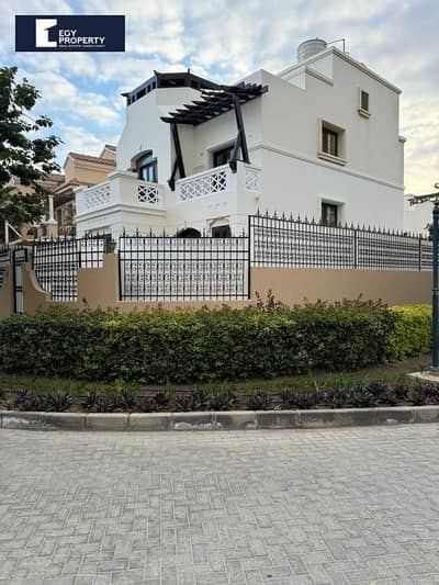Fully Finished and Fully Furnished Standalone Villa For Sale in Hyde Park New Cairo - New Cairo