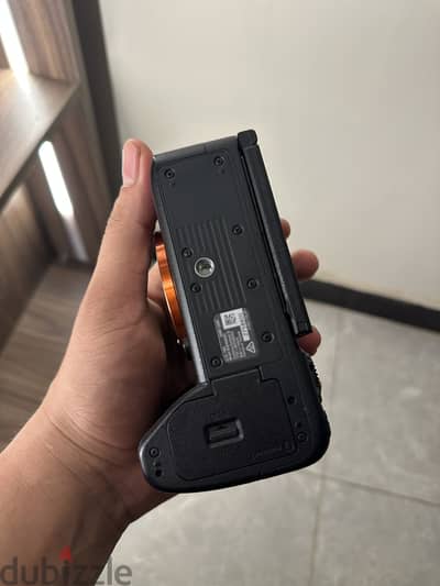 كاميرا سونى a7v كسر زيرو  شتر ١٨٠٠