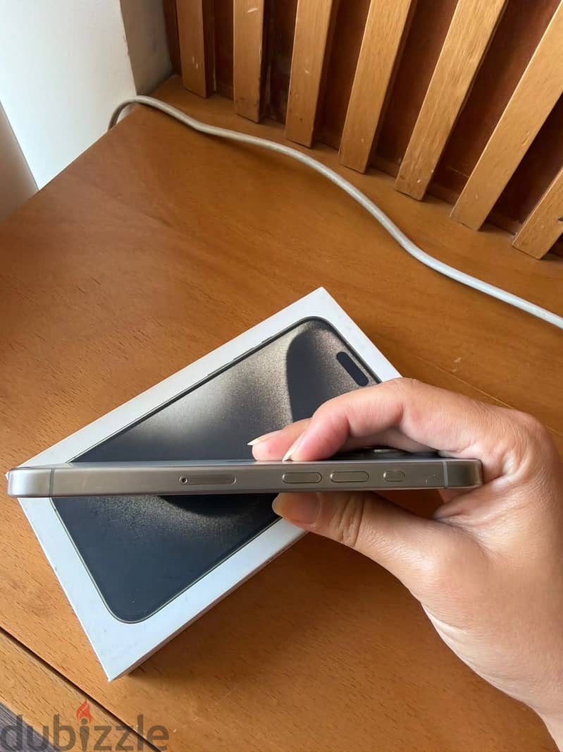 Apple - iPhone 15 Pro 4