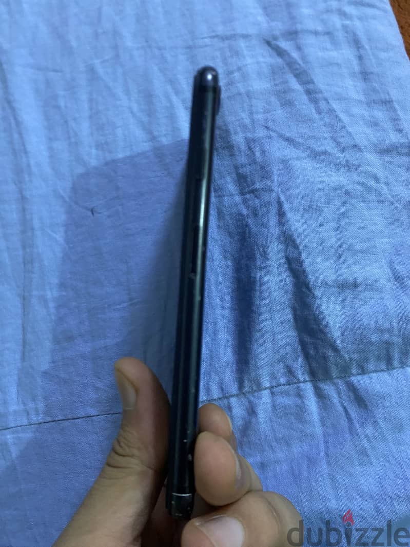 Apple - iPhone 7 5