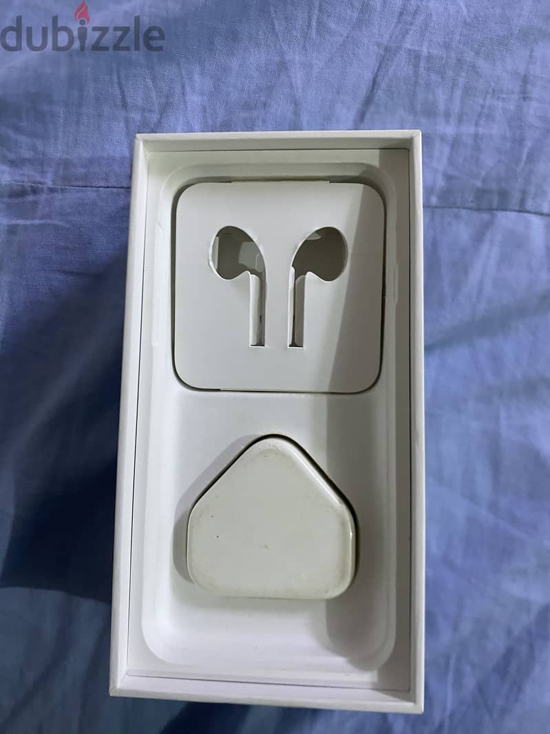 Apple - iPhone 7 6
