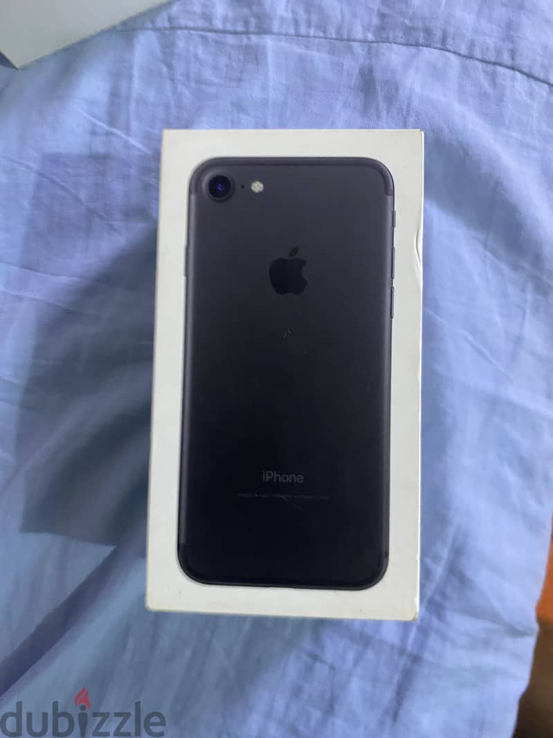 Apple - iPhone 7 7