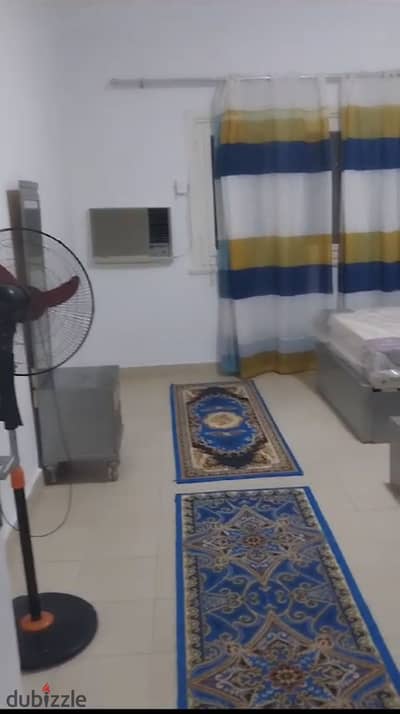 فرصه للمغتربين وغير المغتربين بالمعادي القديمه موقع ممتاز جدا شقه للايجار مفروشه دور ارضي