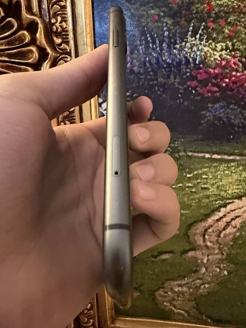 Apple - iPhone 11 (128 GB) 5