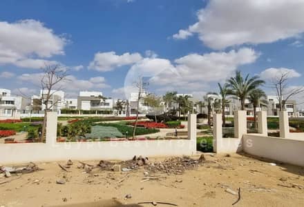 LOWEST PRICE Standalone Villa 328m Finished Ready to Move for sale in Hyde Park New Cairo