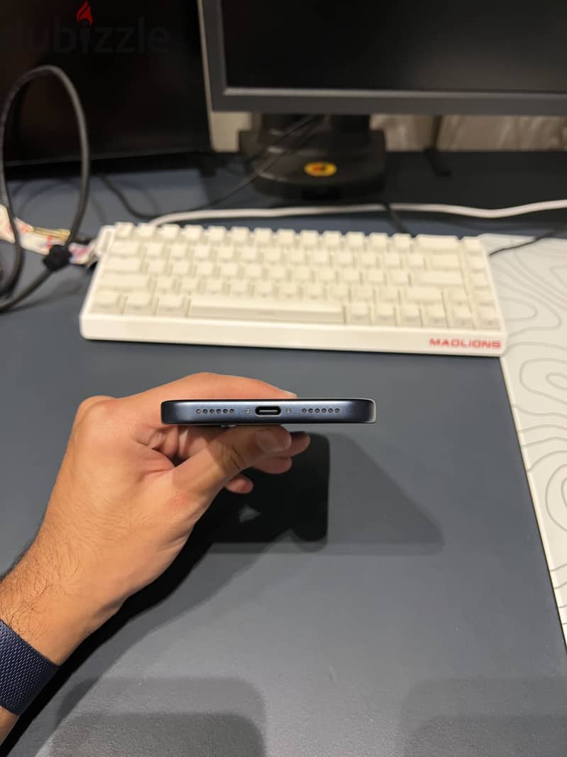 Apple - iPhone 17 Pro Max 6