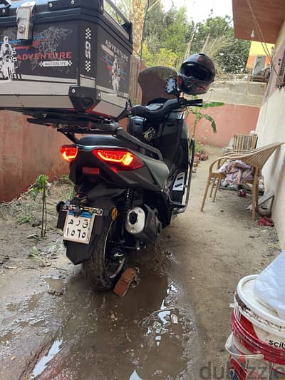 اسكوتر هوجن n max 200