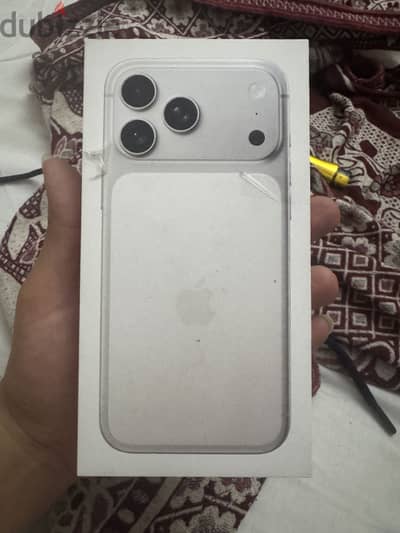 آبل - آيفون 17 برو ماكس