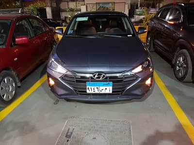Hyundai Elantra 2019