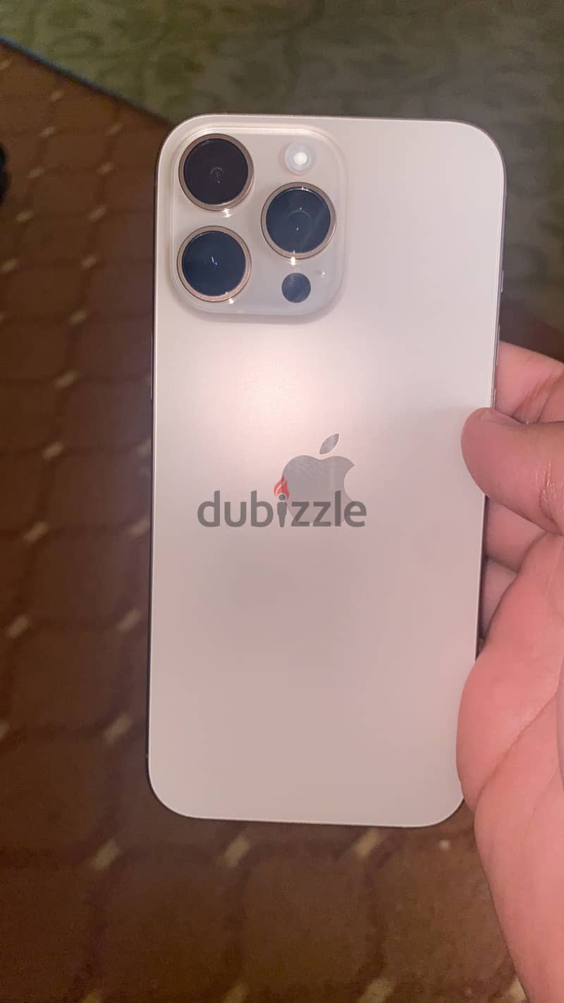 Apple - iPhone 16 Pro Max 2