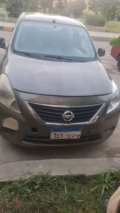 Nissan Sunny 2015