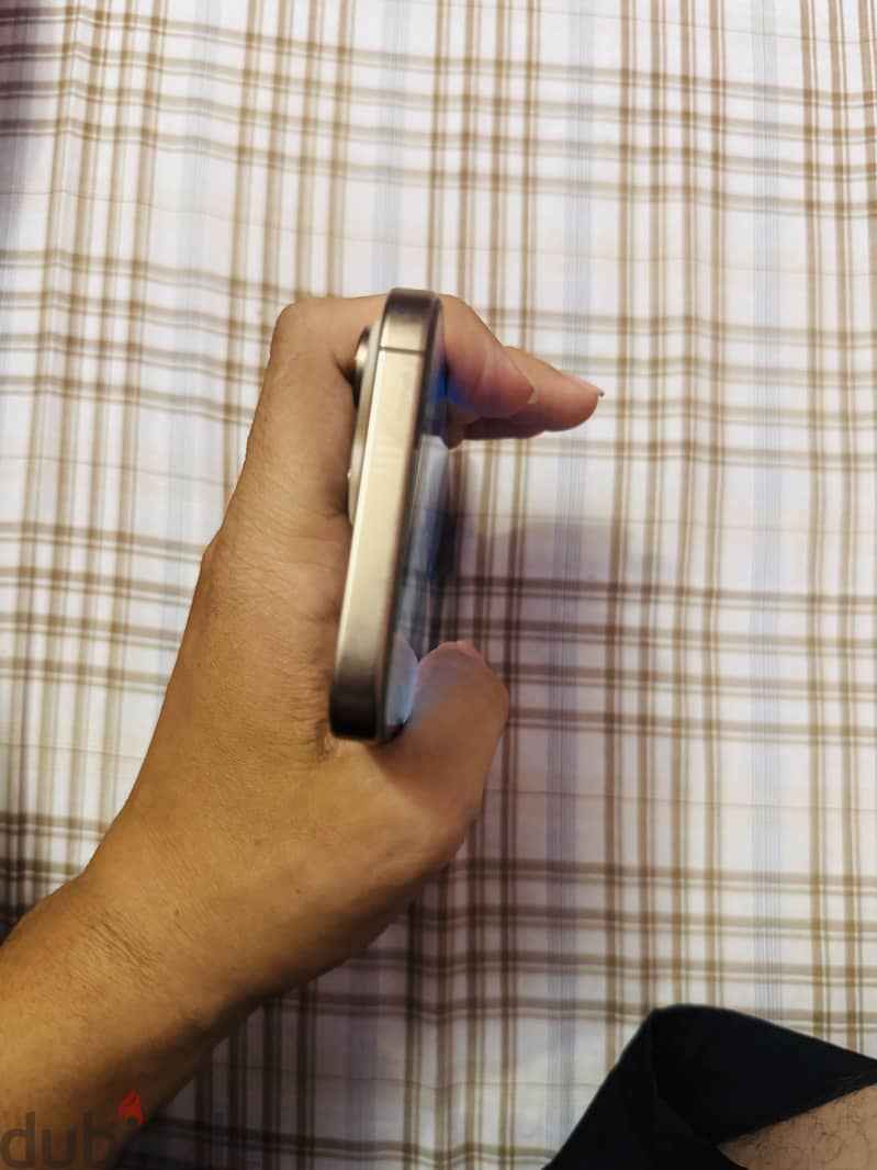 Apple - iPhone 16 Pro Max 1