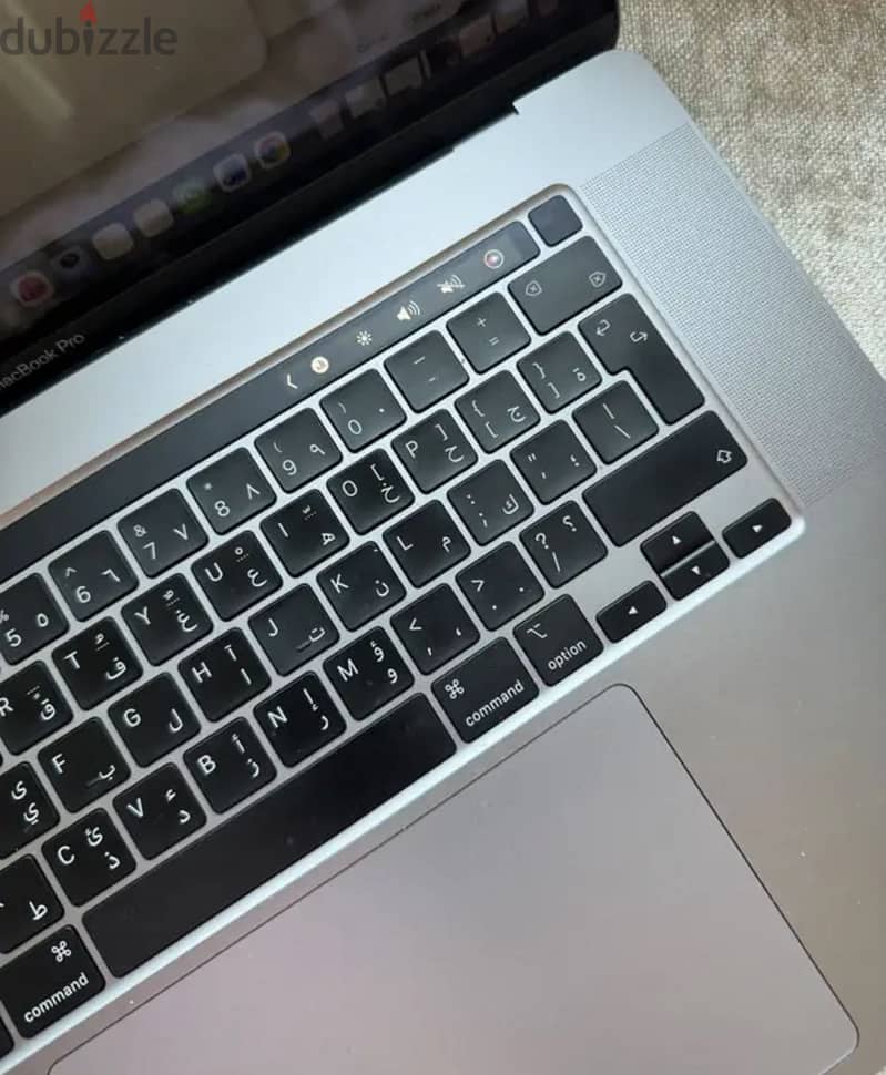 MacBook pro i9 2019 1