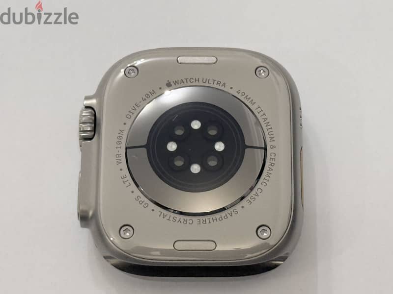 Apple Watch Ultra first generation excellent condition 5