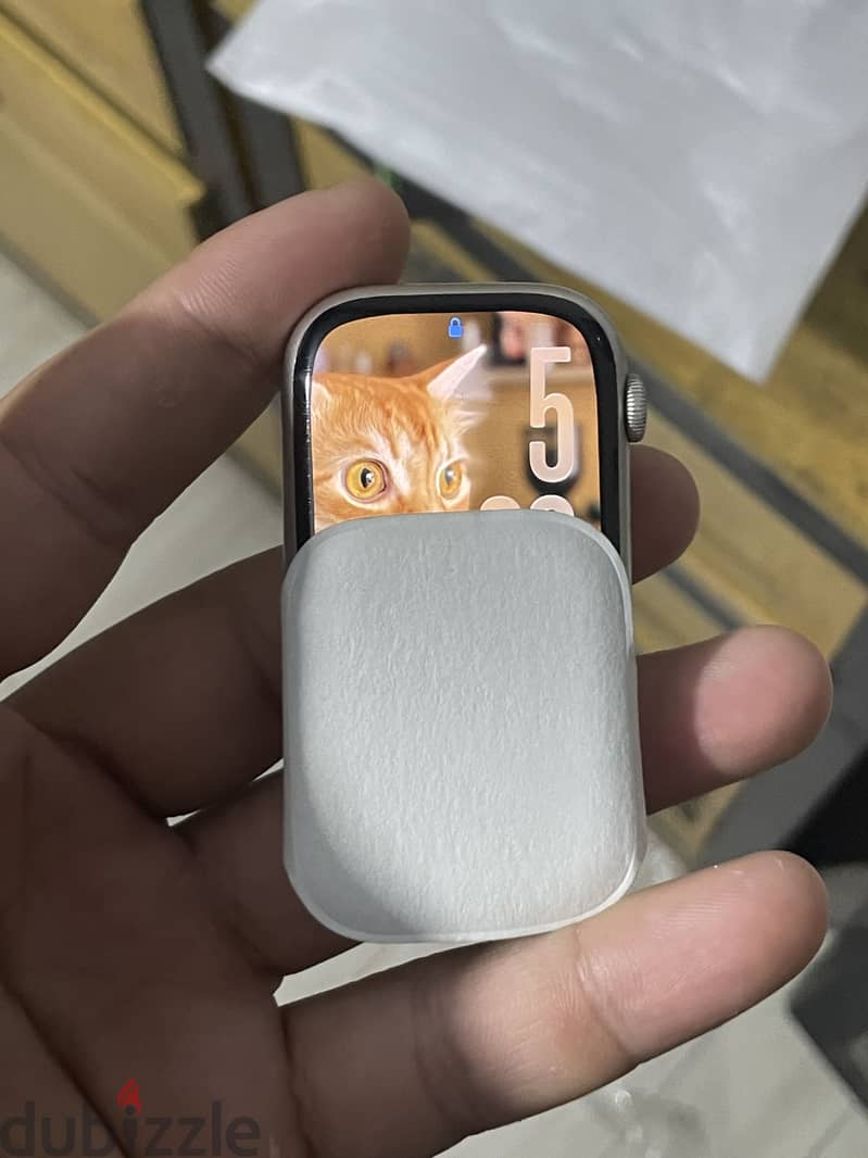 Apple Watch series 8 45mm 12