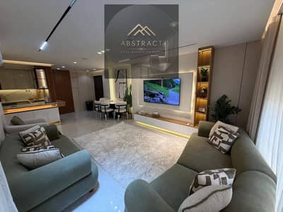 شقة Luxury بتشطيب Super Lux مجهزة بالمطبخ والتكييفات في Prime Location بمصر الجديدة بالقرب من مطار القاهرة ودقائق من الكوربة بجوار سيتي سنتر الماظة