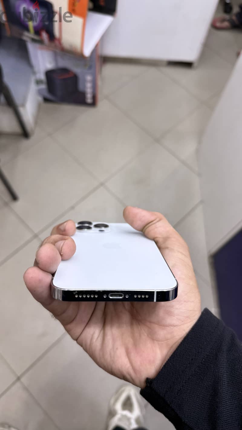 Iphone 13 pro max 5